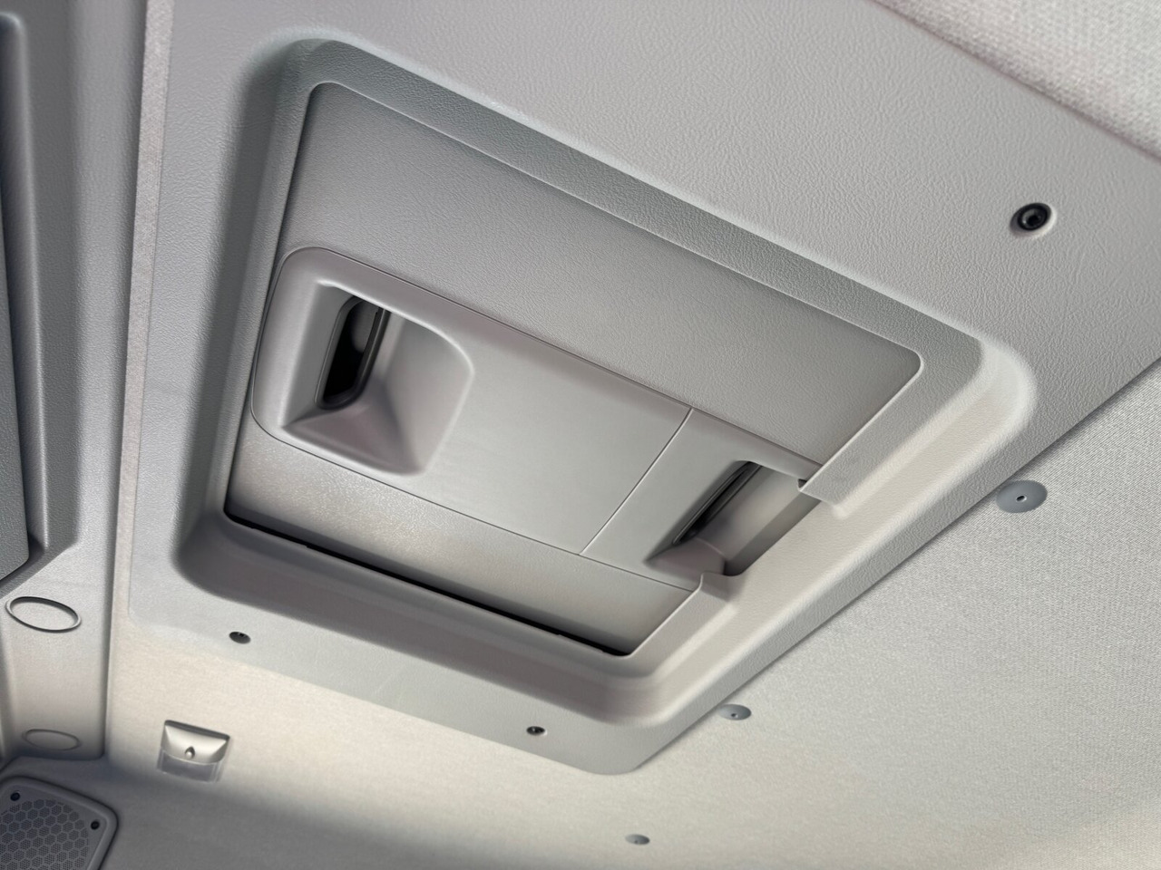 Новый Грузовик-шасси FL 280 4x4 FL 280 4x4, Nebenantrieb: фото 6 Новый Грузовик-шасси FL 280 4x4 FL 280 4x4, Nebenantrieb: фото 6