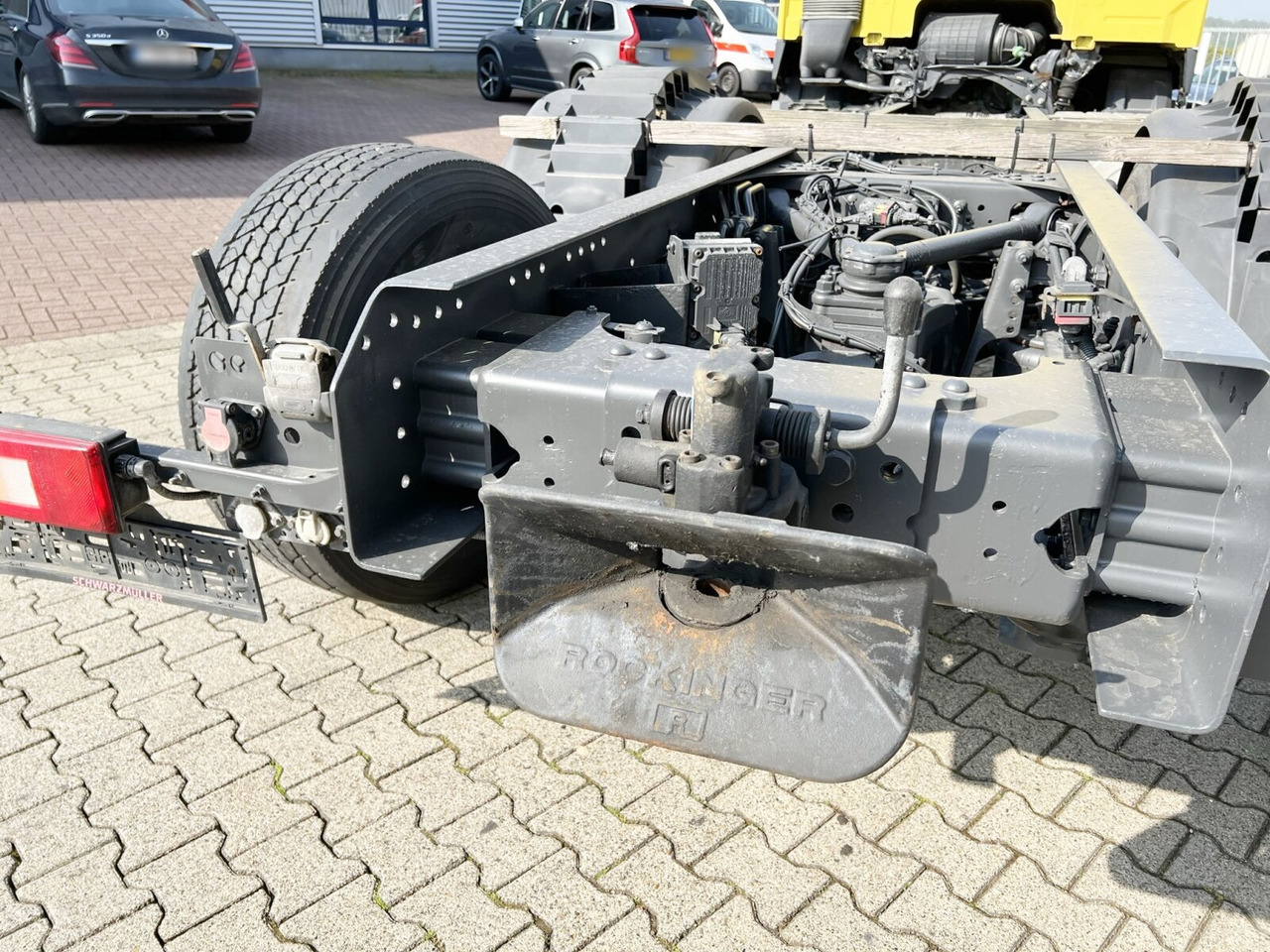 FM 450 6x2 FM 450 6x2, Motorabtrieb, Lenk-/Liftachse - Грузовик-шасси: фото 3 FM 450 6x2 FM 450 6x2, Motorabtrieb, Lenk-/Liftachse - Грузовик-шасси: фото 3