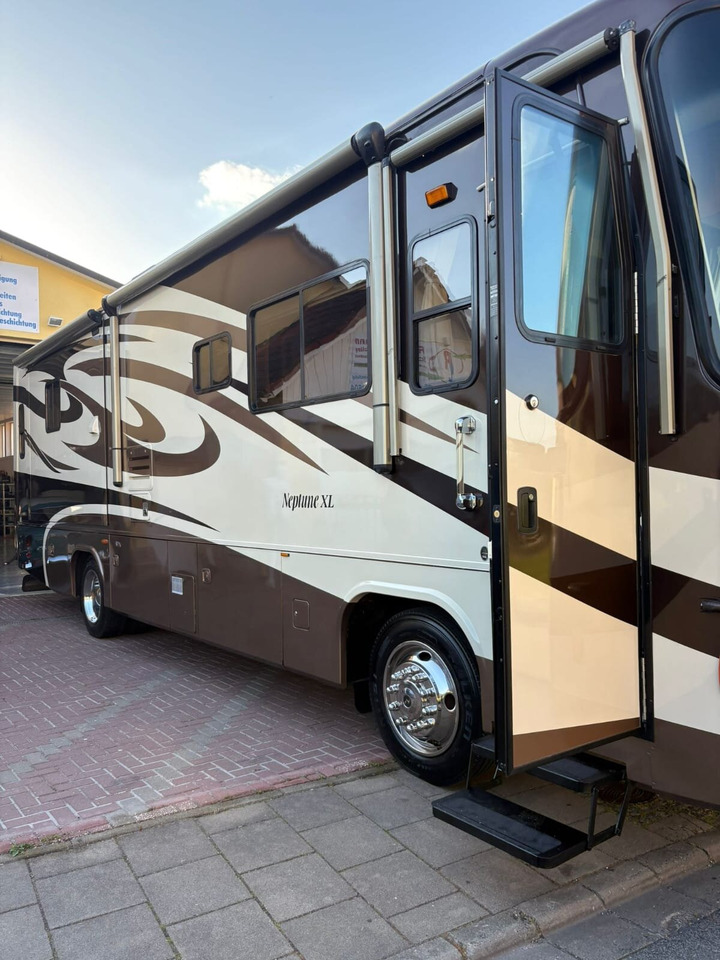 Грузовик Holiday Rambler Neptune XL: фото 11