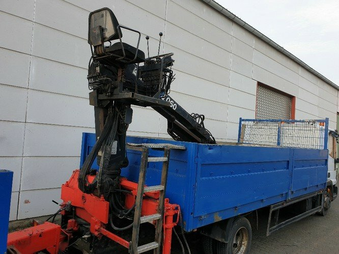 Iveco EuroCargo 80E 18 4x2 Euro Cargo ML 80 E 18, Hiab Kran 060-2 - Автоманипулятор, Грузовик бортовой/ Платформа: фото 4 Iveco EuroCargo 80E 18 4x2 Euro Cargo ML 80 E 18, Hiab Kran 060-2 - Автоманипулятор, Грузовик бортовой/ Платформа: фото 4