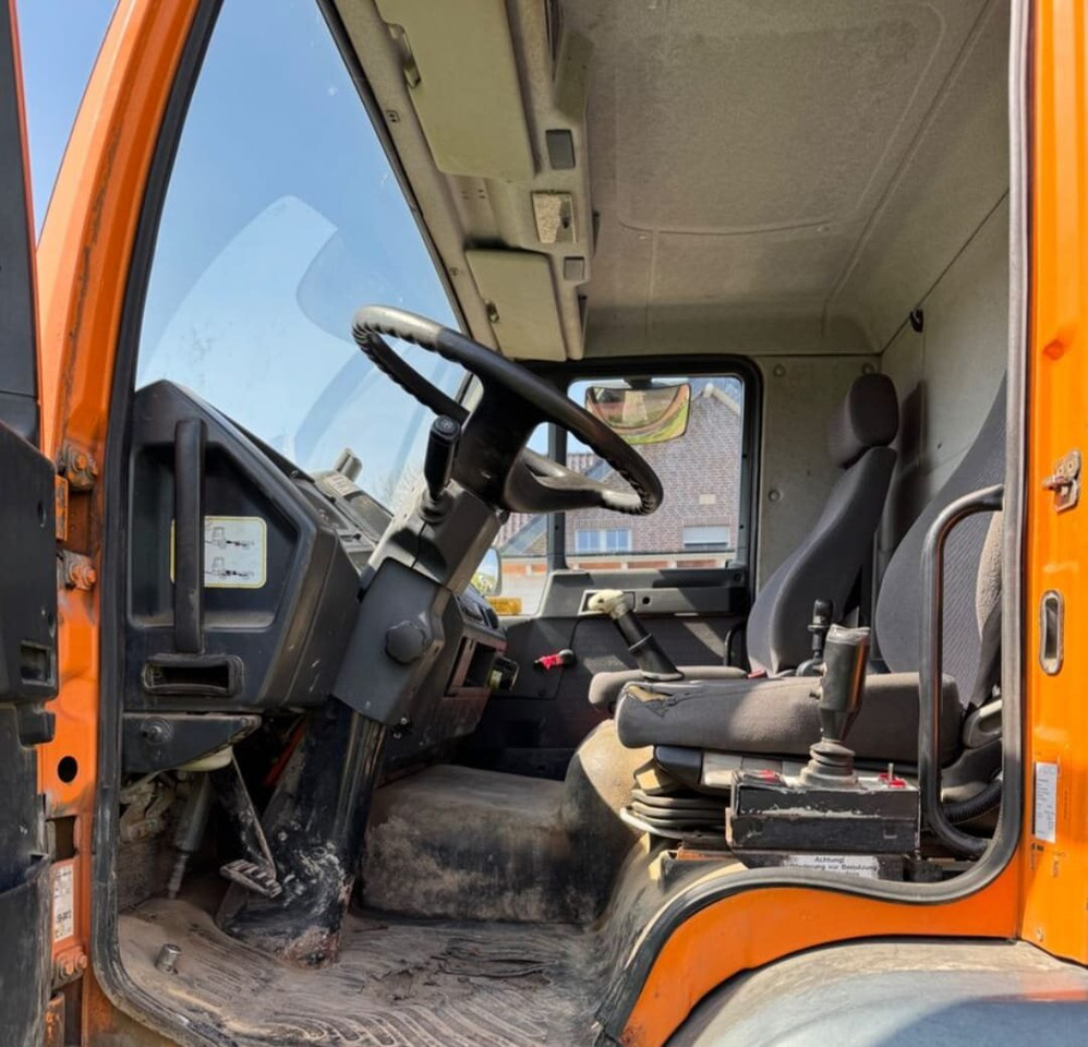 MAN LE 18.280 4x2 LL LE 18.280 4x2 LL, 6-Zylinder, Winterdienstausstattung - Крюковой мультилифт: фото 5 MAN LE 18.280 4x2 LL LE 18.280 4x2 LL, 6-Zylinder, Winterdienstausstattung - Крюковой мультилифт: фото 5