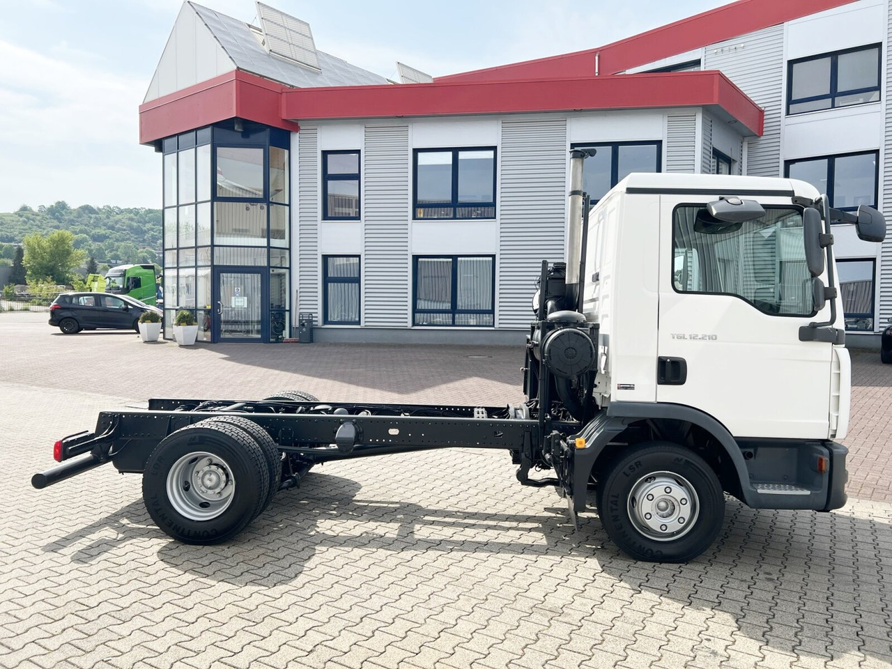 Новый Грузовик-шасси MAN TGL 12.210 4X2 BL TGL 12.210 4X2 BL: фото 9
