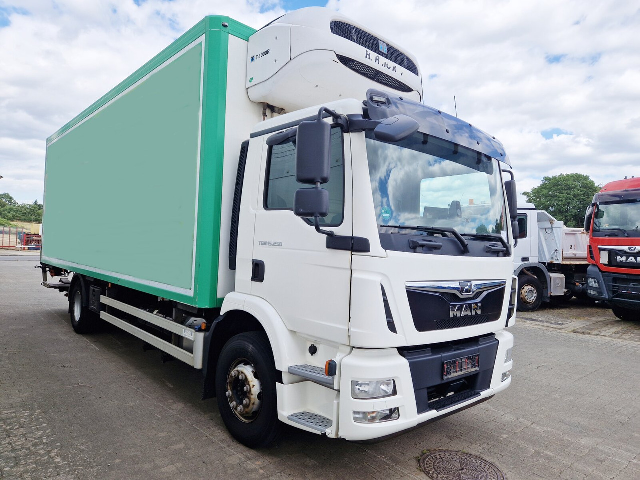 MAN TGM 15.250/340 4X2 BL TGM 15.250/340 4X2 BL, Tiefkühlkoffer, Thermoking, Rolltor, unterfaltbare Dhollandia LBW в лизинг MAN TGM 15.250/340 4X2 BL TGM 15.250/340 4X2 BL, Tiefkühlkoffer, Thermoking, Rolltor, unterfaltbare Dhollandia LBW: фото 10 MAN TGM 15.250/340 4X2 BL TGM 15.250/340 4X2 BL, Tiefkühlkoffer, Thermoking, Rolltor, unterfaltbare Dhollandia LBW в лизинг MAN TGM 15.250/340 4X2 BL TGM 15.250/340 4X2 BL, Tiefkühlkoffer, Thermoking, Rolltor, unterfaltbare Dhollandia LBW: фото 10