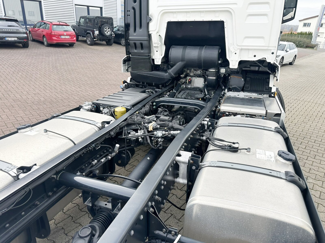 MAN TGS 26.480 6x2-4 LL TGS 26.480 6x2-4 LL, Retarder, Lenk-/Liftachse, Standklima - Грузовик-шасси: фото 4 MAN TGS 26.480 6x2-4 LL TGS 26.480 6x2-4 LL, Retarder, Lenk-/Liftachse, Standklima - Грузовик-шасси: фото 4