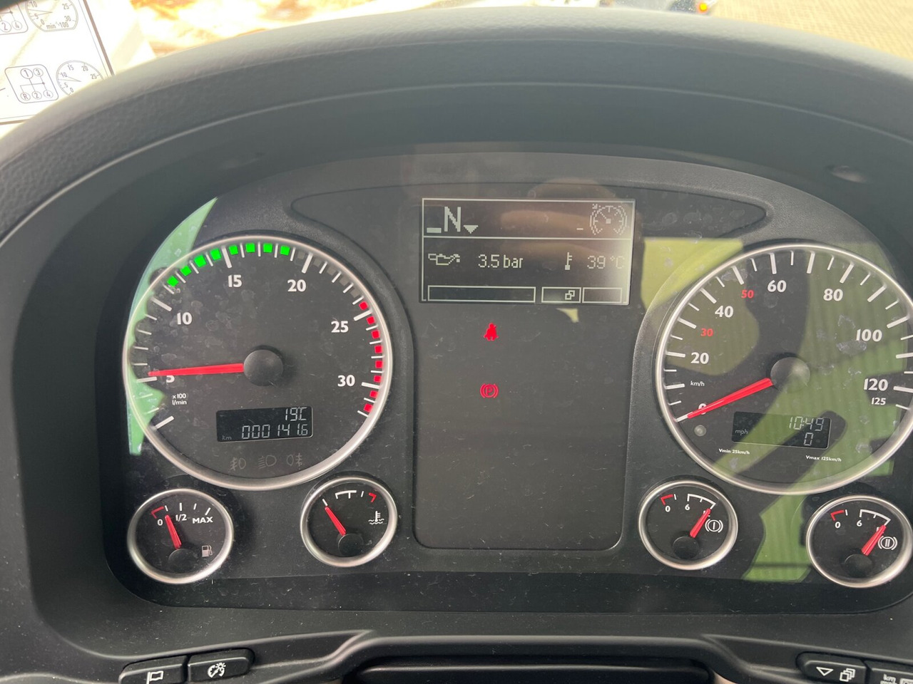 MAN TGS 33.360/440 6x4 BB TGS 33.360/440 6x4 BB, Häckslerkabine, NMV Nebenantrieb - Грузовик-шасси: фото 4 MAN TGS 33.360/440 6x4 BB TGS 33.360/440 6x4 BB, Häckslerkabine, NMV Nebenantrieb - Грузовик-шасси: фото 4