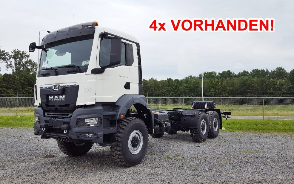 MAN TGS 33.440 6x6 BB CH TGS 33.440 6x6 BB CH, Euro2, Einzelbereifung, 4x vorhanden! - Грузовик-шасси: фото 1 MAN TGS 33.440 6x6 BB CH TGS 33.440 6x6 BB CH, Euro2, Einzelbereifung, 4x vorhanden! - Грузовик-шасси: фото 1