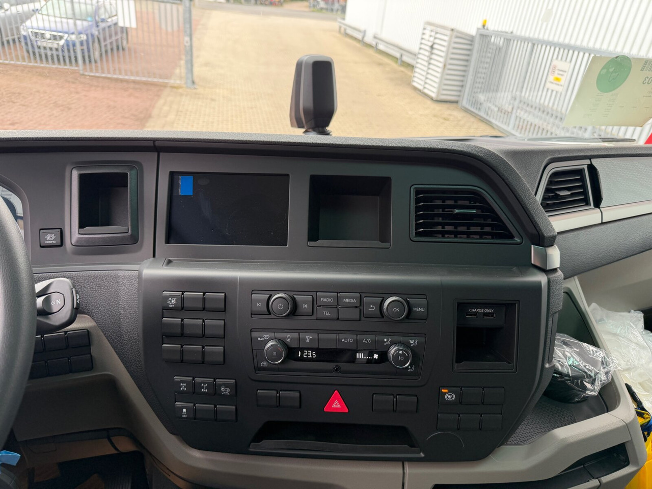 MAN TGS 41.480 8x4 BB CH TGS 41.480 8x4 BB CH, MEHRFACH VORHANDEN! - Грузовик-шасси: фото 4 MAN TGS 41.480 8x4 BB CH TGS 41.480 8x4 BB CH, MEHRFACH VORHANDEN! - Грузовик-шасси: фото 4