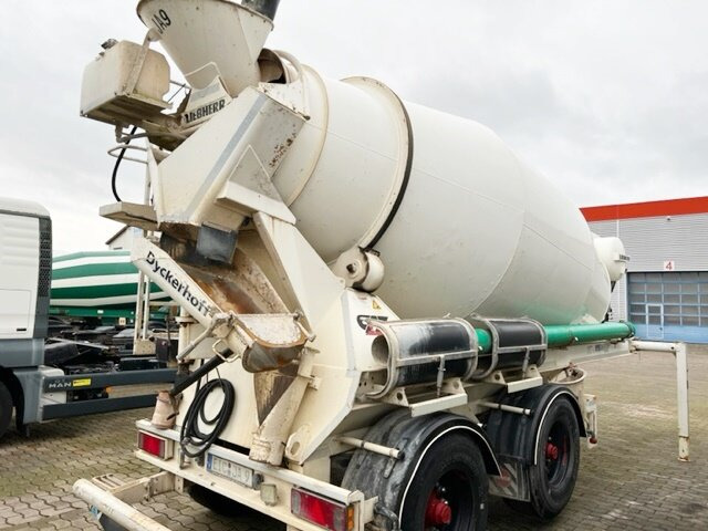 MÜLLER MITTELTAL SF32 mit Liebherr Betonmischer ca. 10m³ MÜLLER MITTELTAL SF32, Liebherr Betonmischer 10m³, 4x VORHANDEN , Liftachse - Полуприцеп бетоносмеситель: фото 5 MÜLLER MITTELTAL SF32 mit Liebherr Betonmischer ca. 10m³ MÜLLER MITTELTAL SF32, Liebherr Betonmischer 10m³, 4x VORHANDEN , Liftachse - Полуприцеп бетоносмеситель: фото 5