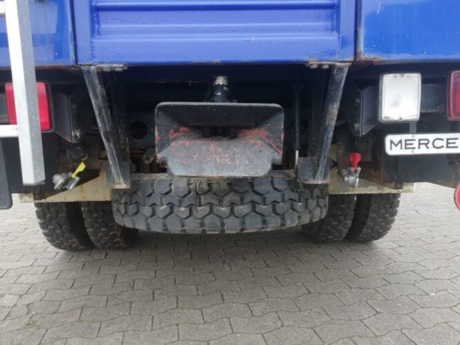 Грузовик с закрытым кузовом Mercedes-Benz 917 AF 4x4 Doka 917 AF 4x4 Doka: фото 9