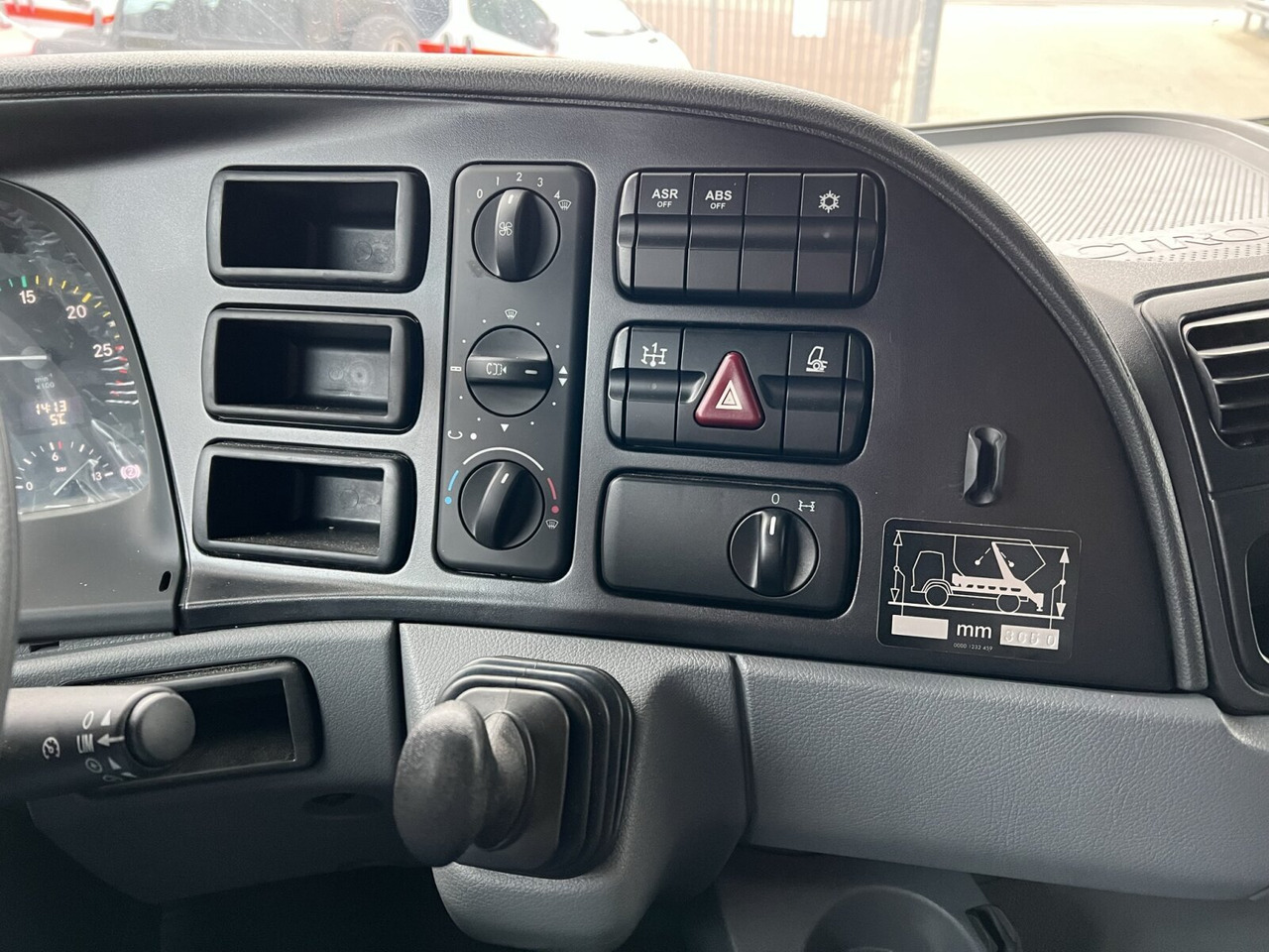 Mercedes-Benz Actros 2141 K 4x2 Actros 2141 K 4x2 - Грузовик-шасси: фото 3 Mercedes-Benz Actros 2141 K 4x2 Actros 2141 K 4x2 - Грузовик-шасси: фото 3