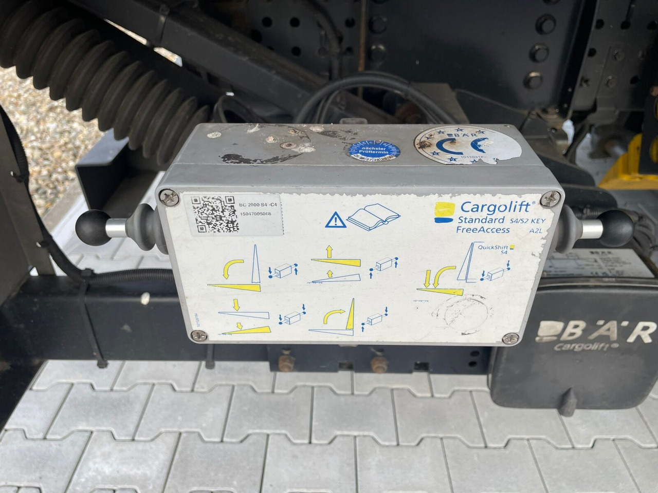 Mercedes-Benz Antos 2535 L 6x2 Antos 2535 L 6x2, Lenk-/Liftachse, LBW BÄR - Грузовик с закрытым кузовом: фото 5 Mercedes-Benz Antos 2535 L 6x2 Antos 2535 L 6x2, Lenk-/Liftachse, LBW BÄR - Грузовик с закрытым кузовом: фото 5