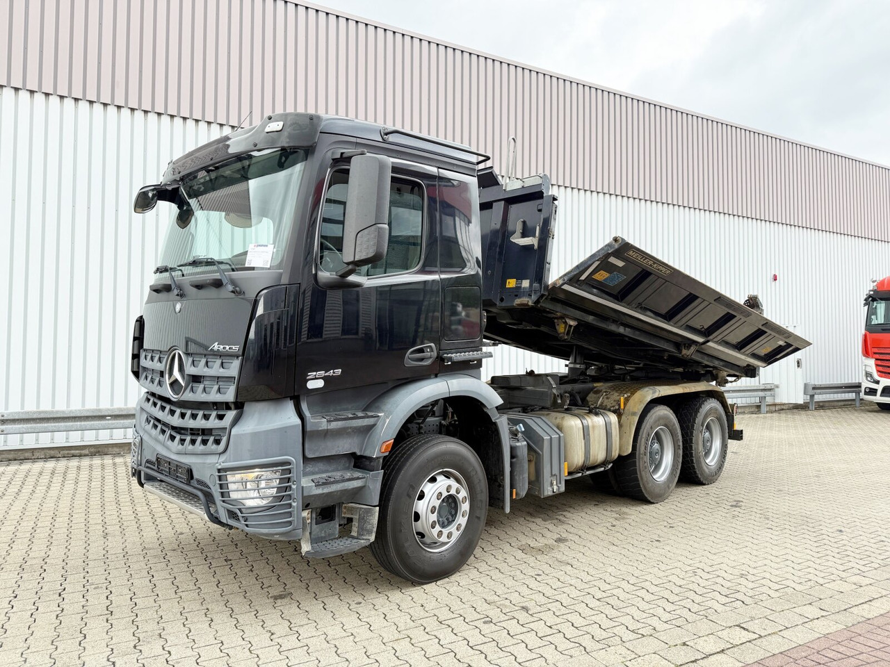 Mercedes-Benz Arocs 2643 K 6x4 Arocs 2643 K 6x4, Bordmatik - Самосвал: фото 1 Mercedes-Benz Arocs 2643 K 6x4 Arocs 2643 K 6x4, Bordmatik - Самосвал: фото 1