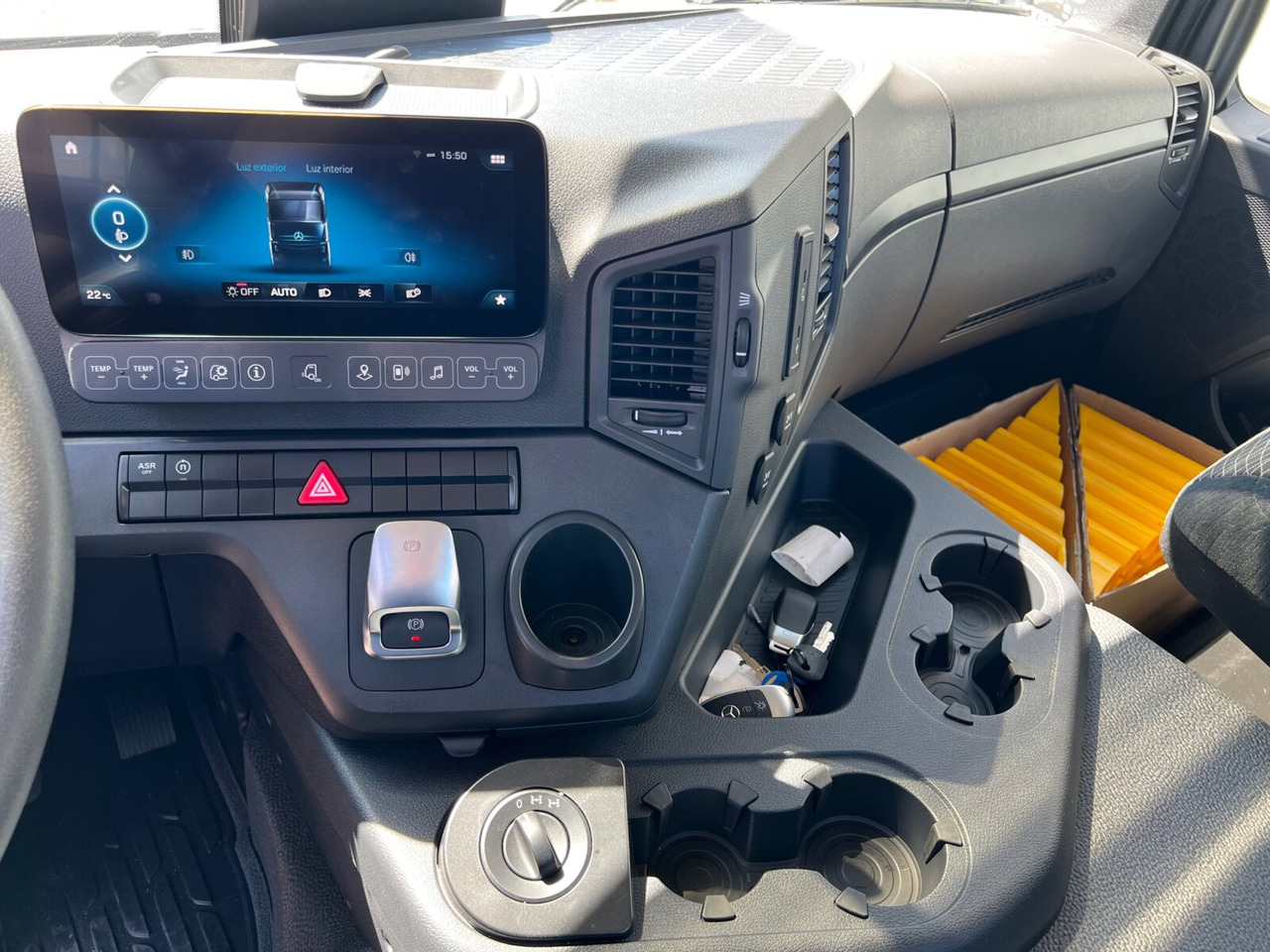 Mercedes-Benz Arocs 3240 8x4 Arocs 3240 8x4/42, Motorabtrieb - Крюковой мультилифт: фото 3 Mercedes-Benz Arocs 3240 8x4 Arocs 3240 8x4/42, Motorabtrieb - Крюковой мультилифт: фото 3