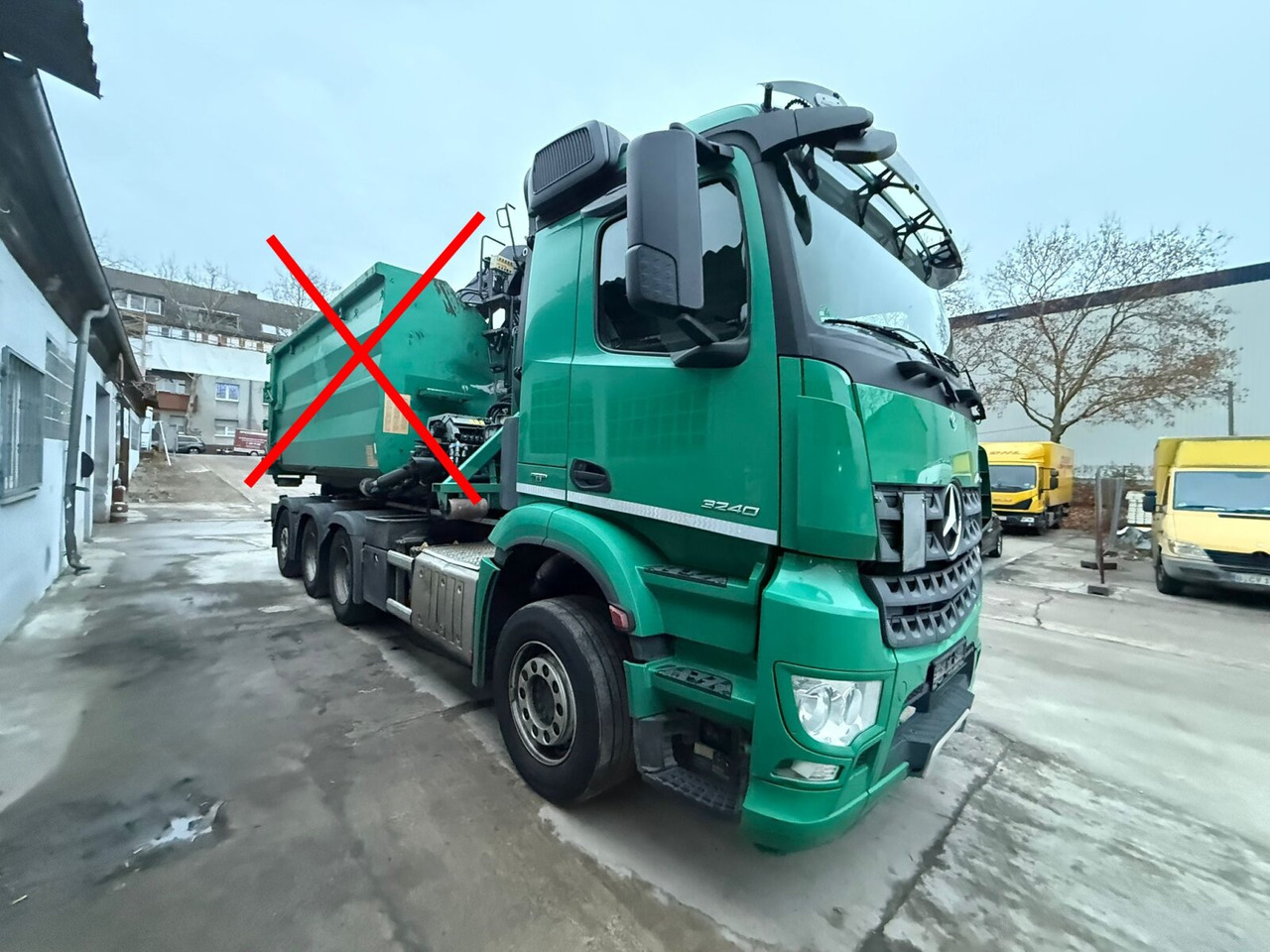 Mercedes-Benz Arocs 3240 L 8x4 ENA Arocs 3240 L 8x4 ENA, Lenk-/Liftachse, Navi, Hiab Abrollkipper - Крюковой мультилифт: фото 1 Mercedes-Benz Arocs 3240 L 8x4 ENA Arocs 3240 L 8x4 ENA, Lenk-/Liftachse, Navi, Hiab Abrollkipper - Крюковой мультилифт: фото 1