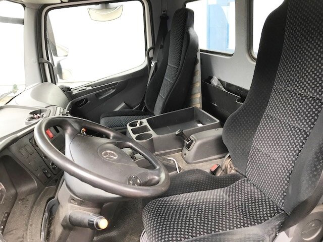 Mercedes-Benz Atego 1224 L 4x2 Atego 1224 L 4x2 Glastransporter, gegen Aufpreis Heckkran Fassi F95A21 - Грузовик бортовой/ Платформа, Автоманипулятор: фото 4 Mercedes-Benz Atego 1224 L 4x2 Atego 1224 L 4x2 Glastransporter, gegen Aufpreis Heckkran Fassi F95A21 - Грузовик бортовой/ Платформа, Автоманипулятор: фото 4
