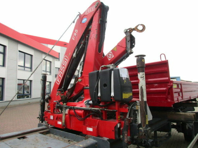 Mercedes-Benz Atego 1224 L 4x2 Atego 1224 L 4x2 Glastransporter, gegen Aufpreis Heckkran Fassi F95A21 - Грузовик бортовой/ Платформа, Автоманипулятор: фото 2 Mercedes-Benz Atego 1224 L 4x2 Atego 1224 L 4x2 Glastransporter, gegen Aufpreis Heckkran Fassi F95A21 - Грузовик бортовой/ Платформа, Автоманипулятор: фото 2