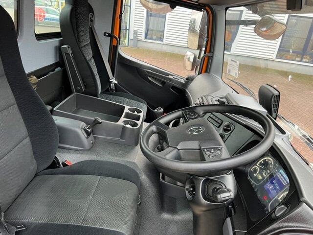 Mercedes-Benz Atego 1630 AK 4x4 Atego 1630 AK 4x4, 2x Nebenantrieb, Rechtslenker - Грузовик-шасси: фото 4 Mercedes-Benz Atego 1630 AK 4x4 Atego 1630 AK 4x4, 2x Nebenantrieb, Rechtslenker - Грузовик-шасси: фото 4