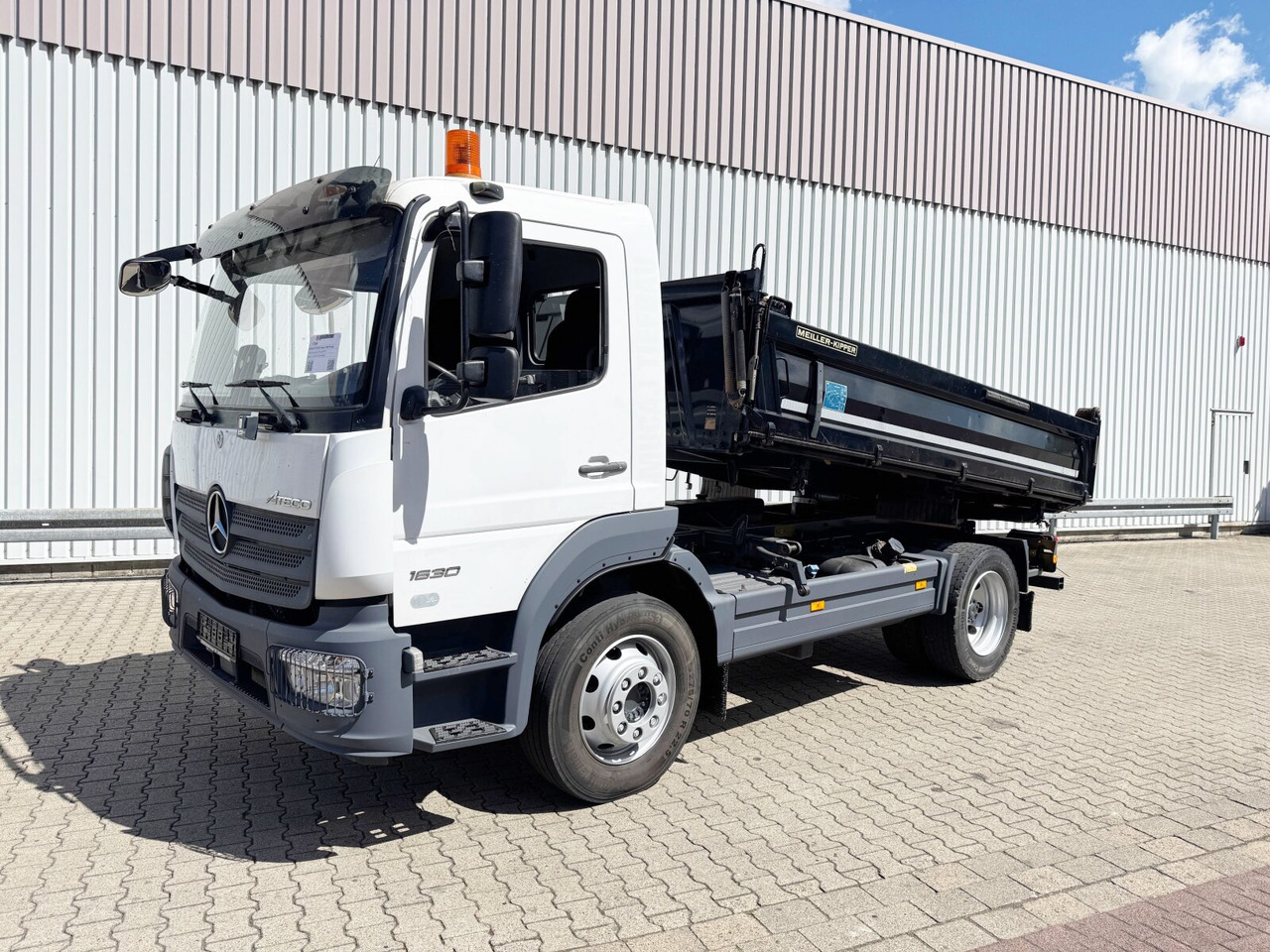 Mercedes-Benz Atego 1630 K 4x2 Atego 1630 K 4x2, 2x AHK - Самосвал: фото 1 Mercedes-Benz Atego 1630 K 4x2 Atego 1630 K 4x2, 2x AHK - Самосвал: фото 1