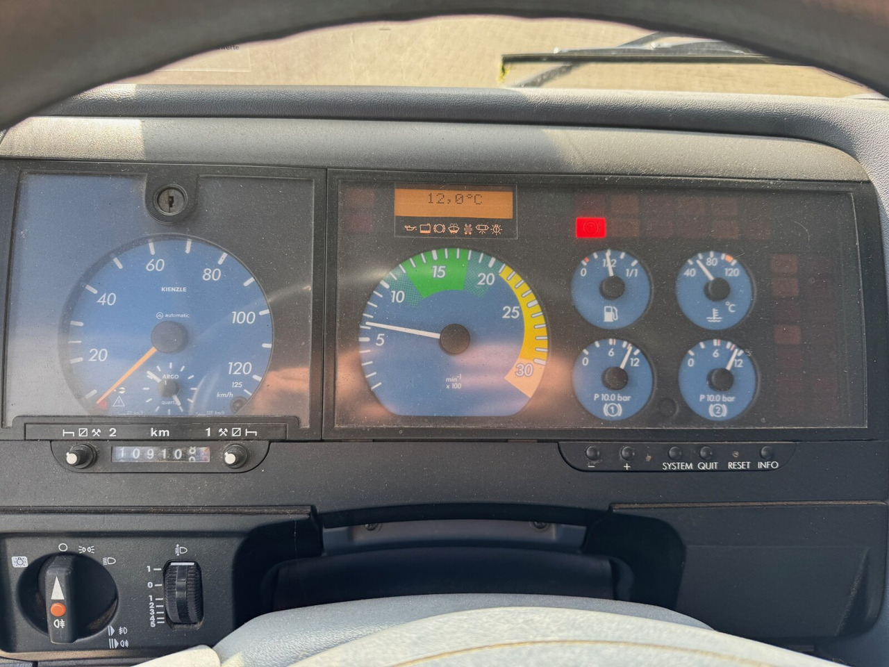 Mercedes-Benz Atego 815 4x2 Atego 815 4x2 - Грузовик-шасси: фото 2 Mercedes-Benz Atego 815 4x2 Atego 815 4x2 - Грузовик-шасси: фото 2