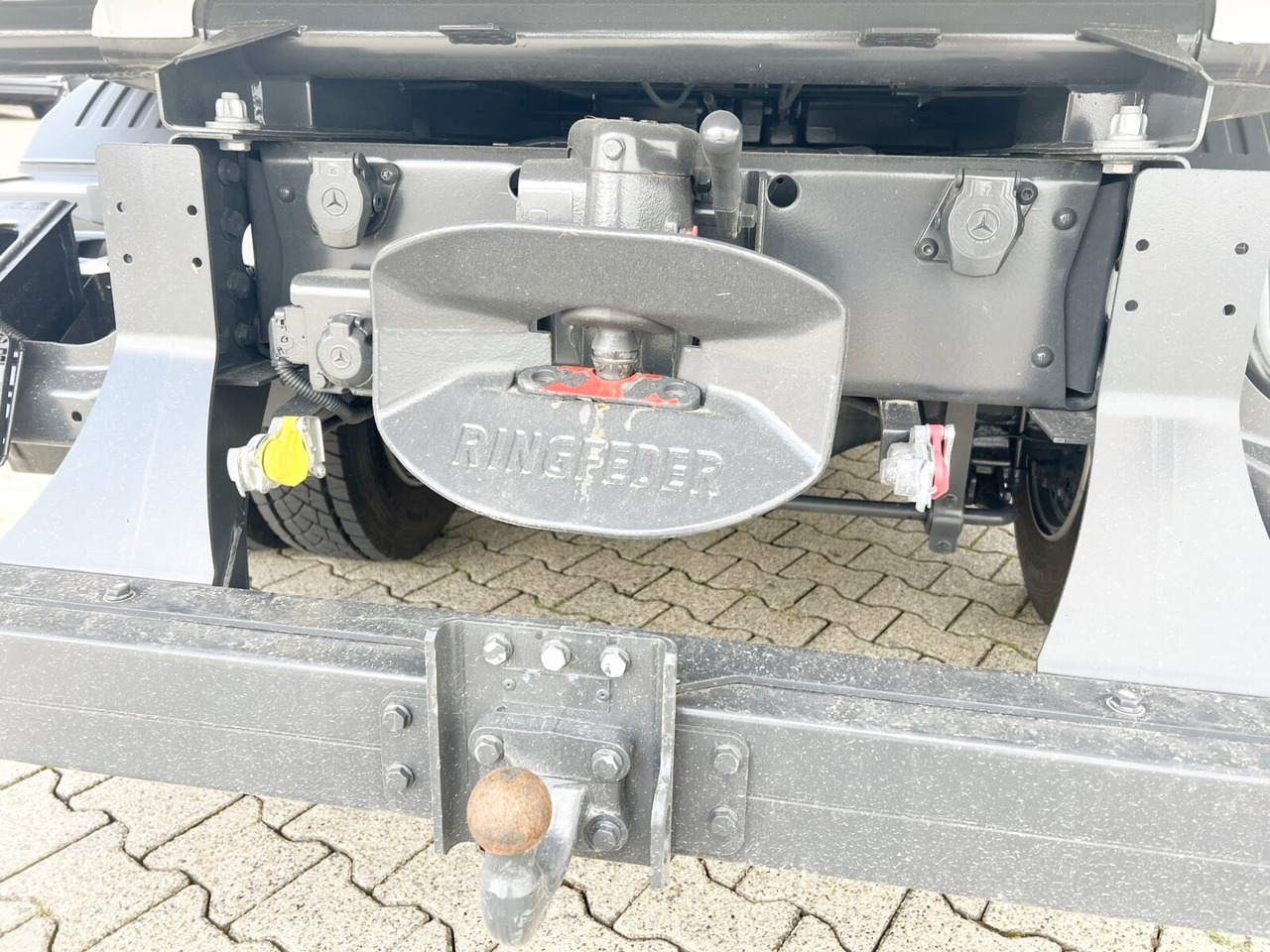 Mercedes-Benz Atego 818/23 K 4x2 Atego 818/23 K 4x2, 2x AHK, Meiller-Kipper, mehrfach Vorhanden! - Самосвал: фото 3 Mercedes-Benz Atego 818/23 K 4x2 Atego 818/23 K 4x2, 2x AHK, Meiller-Kipper, mehrfach Vorhanden! - Самосвал: фото 3