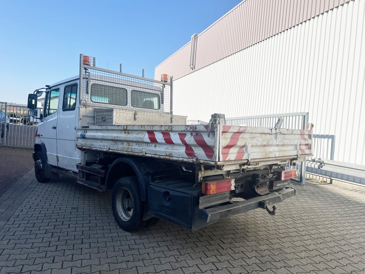 Mercedes-Benz Vario 816 D 4x2 Doka Vario 816 D 4x2 Doka, 2x AHK, Meiller Kipper - Самосвал: фото 4 Mercedes-Benz Vario 816 D 4x2 Doka Vario 816 D 4x2 Doka, 2x AHK, Meiller Kipper - Самосвал: фото 4