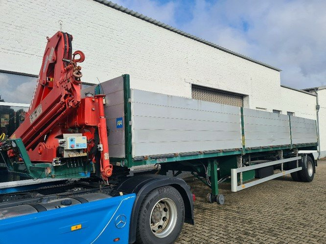 SCHELLING 504 H 22 SCHELLING 504 H 22 mit Kran Ferrari 708, 7m/t - Полуприцеп бортовой/ Платформа: фото 1 SCHELLING 504 H 22 SCHELLING 504 H 22 mit Kran Ferrari 708, 7m/t - Полуприцеп бортовой/ Платформа: фото 1