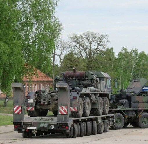 SLT 56 t SLT 56 t, Elefant (Franziska) EX BW - Низкорамный полуприцеп: фото 2 SLT 56 t SLT 56 t, Elefant (Franziska) EX BW - Низкорамный полуприцеп: фото 2