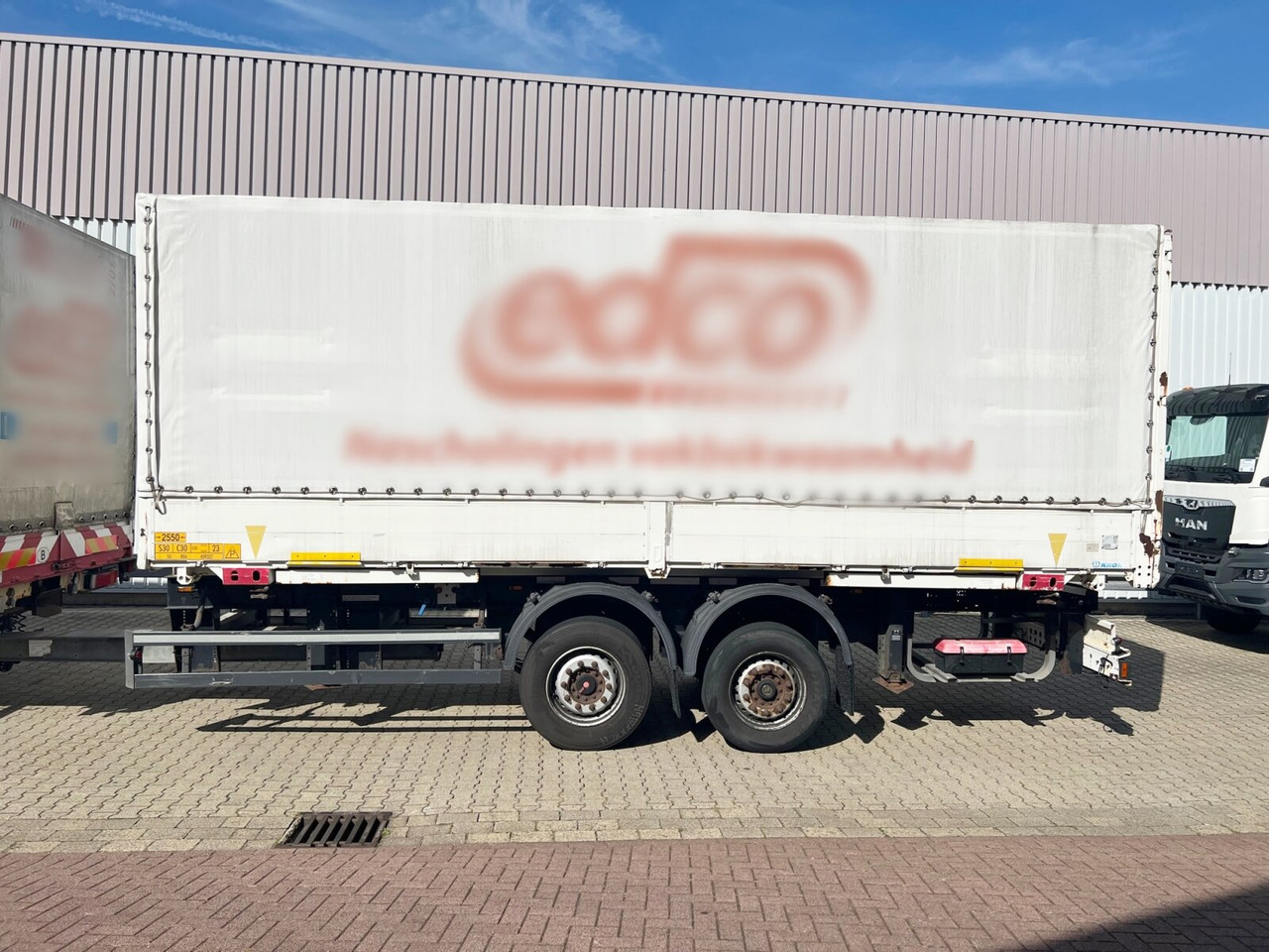Schmitz Cargobull ZWF 18 ZWF 18 - Тентованный прицеп: фото 3 Schmitz Cargobull ZWF 18 ZWF 18 - Тентованный прицеп: фото 3