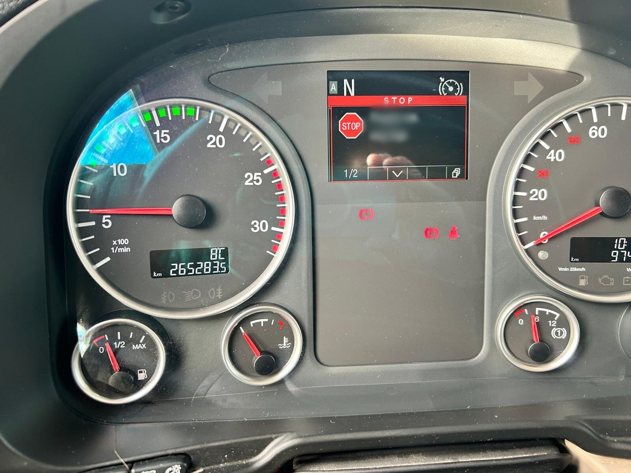 MAN TGX 33.580 6x4 BB TGX 33.580 6x4 BB, Intarder, zZGG 150.000kg - Тягач: фото 5 MAN TGX 33.580 6x4 BB TGX 33.580 6x4 BB, Intarder, zZGG 150.000kg - Тягач: фото 5