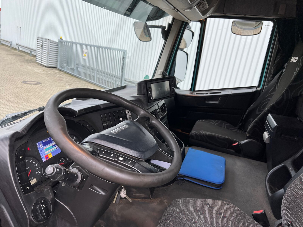 Stralis AT440S46TZ 6x4 Stralis AT440S46TZ 6x4, EEV, Kipphydraulik - Тягач: фото 3 Stralis AT440S46TZ 6x4 Stralis AT440S46TZ 6x4, EEV, Kipphydraulik - Тягач: фото 3