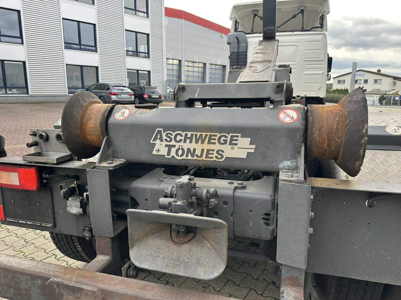 Volvo FM 400 6x4 R FM 400/6x4 R, VDL S-21-6200 4.50 bis 7.00m Container - Крюковой мультилифт: фото 2 Volvo FM 400 6x4 R FM 400/6x4 R, VDL S-21-6200 4.50 bis 7.00m Container - Крюковой мультилифт: фото 2