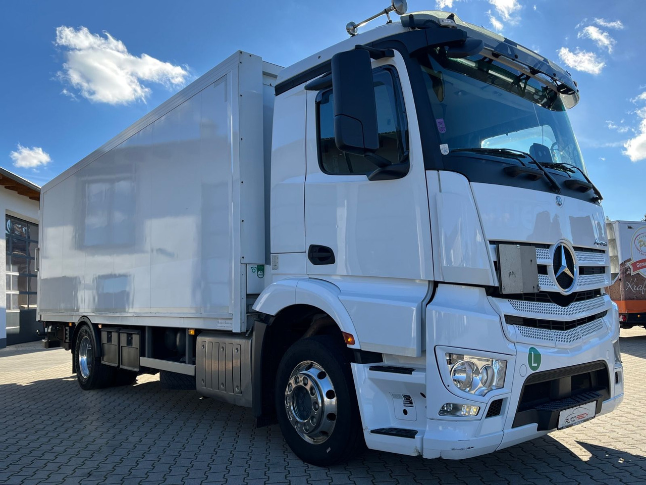 Mercedes-Benz Antos 1836 Klappwand Getränkekoffer beheizt - Грузовик для перевозки напитков: фото 4 Mercedes-Benz Antos 1836 Klappwand Getränkekoffer beheizt - Грузовик для перевозки напитков: фото 4