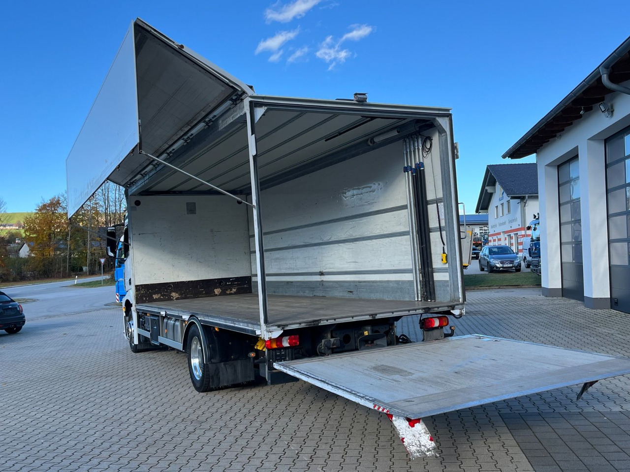 Mercedes-Benz Antos 1836 Klappwand Getränkekoffer beheizt - Грузовик для перевозки напитков: фото 5 Mercedes-Benz Antos 1836 Klappwand Getränkekoffer beheizt - Грузовик для перевозки напитков: фото 5