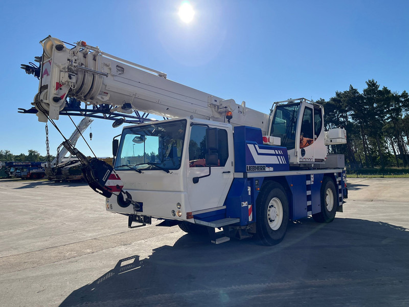 Liebherr LTM 1030-2.1 - Мобильный кран: фото 1 Liebherr LTM 1030-2.1 - Мобильный кран: фото 1