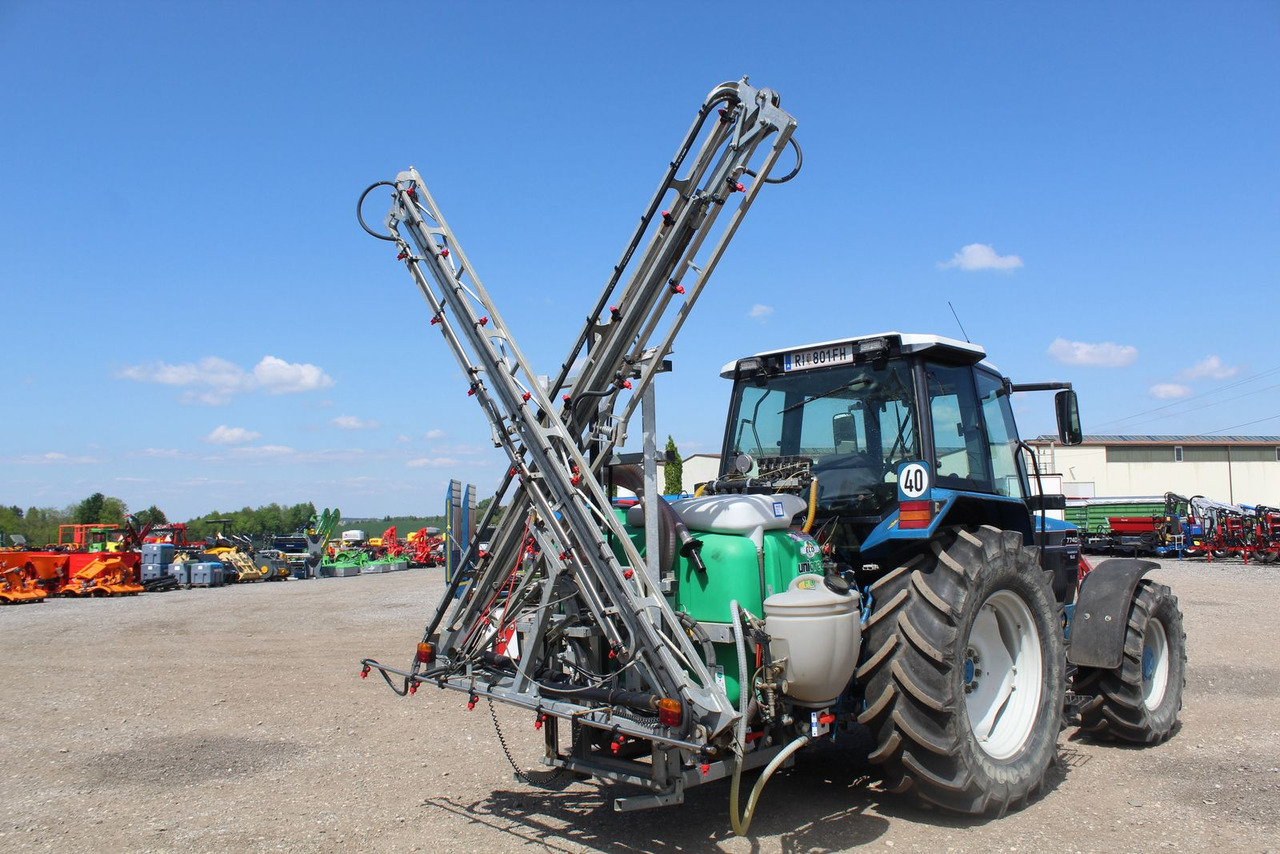 Unigreen Feldspritze 600l - 15m - 5 Teilbreiten elektr. - Навесной опрыскиватель: фото 1 Unigreen Feldspritze 600l - 15m - 5 Teilbreiten elektr. - Навесной опрыскиватель: фото 1