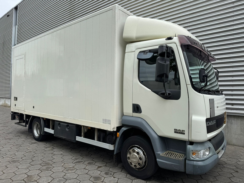 DAF LF 45.150 / Manual / Euro 3 / Tail Lift / TUV: 2-2026 / NL truck - Грузовик с закрытым кузовом: фото 2 DAF LF 45.150 / Manual / Euro 3 / Tail Lift / TUV: 2-2026 / NL truck - Грузовик с закрытым кузовом: фото 2