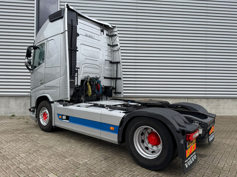 Volvo FH 460 XL / I-Park Cool / 2 Tanks / TUV: 10-2026 / NL Truck - Тягач: фото 3 Volvo FH 460 XL / I-Park Cool / 2 Tanks / TUV: 10-2026 / NL Truck - Тягач: фото 3