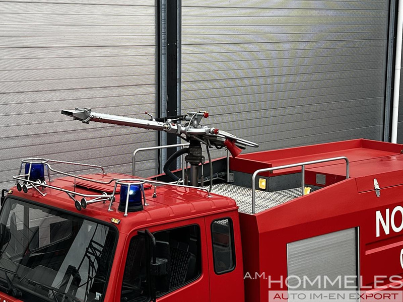 Mercedes-Benz 1831 AK 4x4 - Пожарная машина: фото 4 Mercedes-Benz 1831 AK 4x4 - Пожарная машина: фото 4