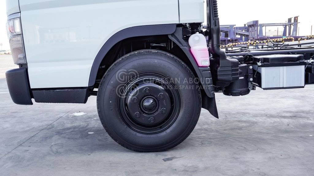 MITSUBISHI CANTER CHASSIS PAYLOAD 5 TON APPROX SINGLE CAB WITH A/C 4X2 LIGHT DUTY MY2024 - Грузовик-шасси: фото 5 MITSUBISHI CANTER CHASSIS PAYLOAD 5 TON APPROX SINGLE CAB WITH A/C 4X2 LIGHT DUTY MY2024 - Грузовик-шасси: фото 5
