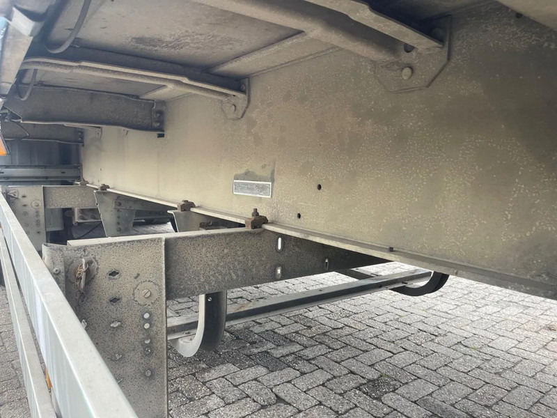 Schmitz Cargobull SAF, VERY GOOD CONDITION - Тентованный полуприцеп: фото 5 Schmitz Cargobull SAF, VERY GOOD CONDITION - Тентованный полуприцеп: фото 5