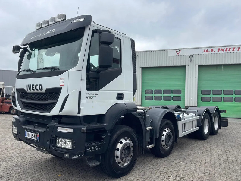Тягач Iveco Trakker 410 PTO, RETARDER, 8x4 , 442000 km!: фото 1