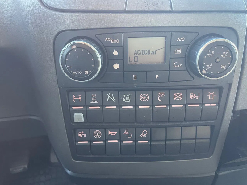 Тягач MAN TGX 18.480 RETARDER, mooving 5th wheel, FRIGO, 2X FUEL TANK, FRANCE TRUCK: фото 18