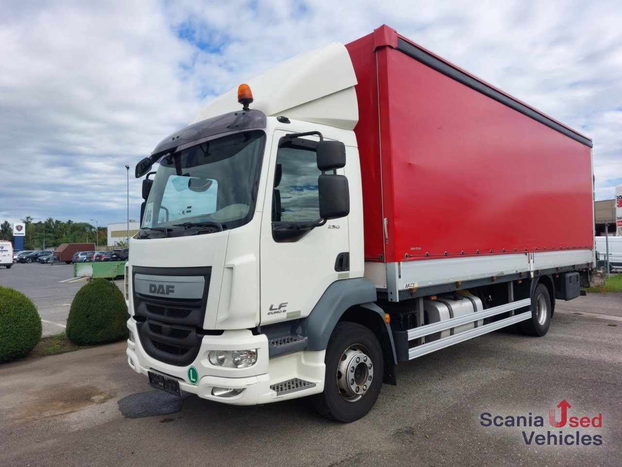 DAF LF 250 FA Pritsche Schiebeplane Ladebordwand - Тентованный грузовик: фото 1 DAF LF 250 FA Pritsche Schiebeplane Ladebordwand - Тентованный грузовик: фото 1