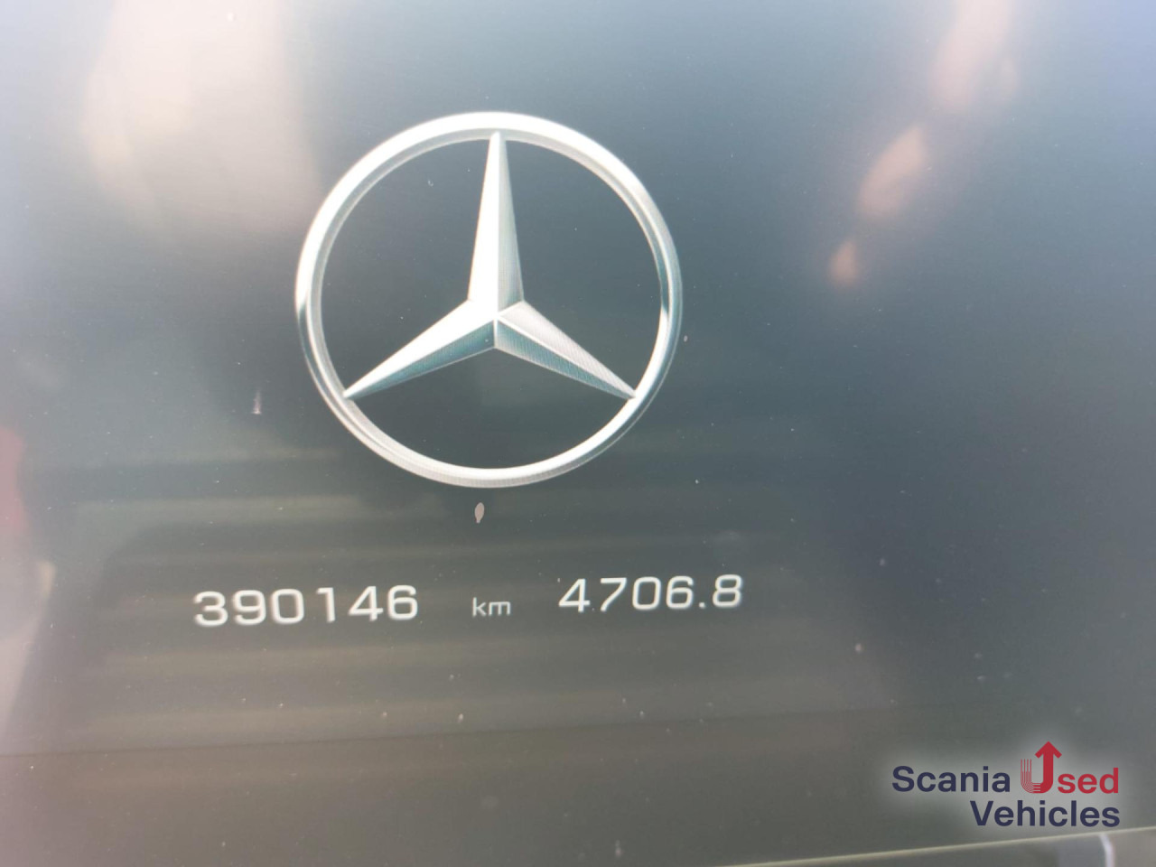 MERCEDES-BENZ ACTROS 1848 LS GigaSpace Niki Lauda Edition - Тягач: фото 3 MERCEDES-BENZ ACTROS 1848 LS GigaSpace Niki Lauda Edition - Тягач: фото 3