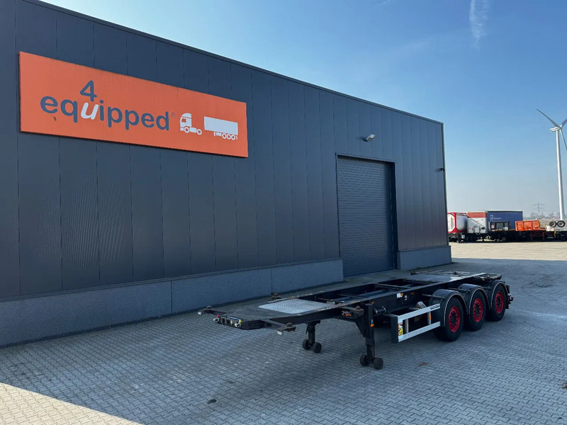 Burg 20FT/3-axles, SAF INTRADISC, ADR (EXII, EXII, FL, AT), 2x LIFTAXLE, NL-Chassis, APK/ADR:06/2025 - Полуприцеп-контейнеровоз/ Сменный кузов: фото 1 Burg 20FT/3-axles, SAF INTRADISC, ADR (EXII, EXII, FL, AT), 2x LIFTAXLE, NL-Chassis, APK/ADR:06/2025 - Полуприцеп-контейнеровоз/ Сменный кузов: фото 1