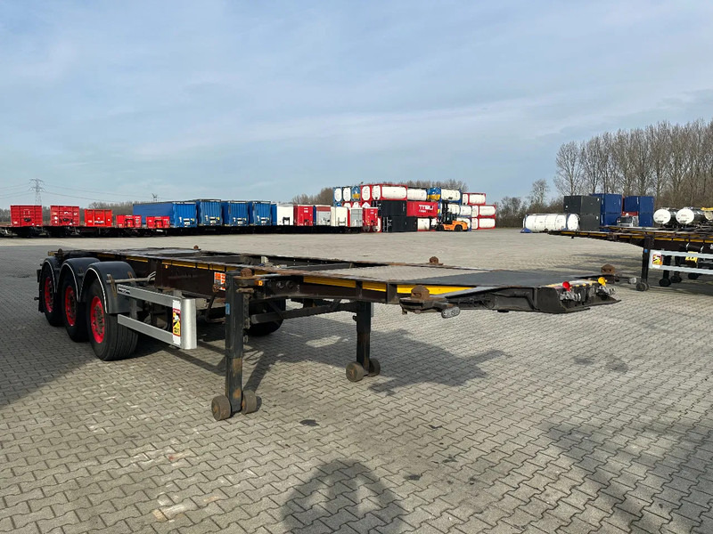 Burg 20FT ADR (EX/II, EX/III, FL, AT), Leergewicht : 3.690kg, SAF INTRADISC, 2x Liftachse, NL-Chassis, 75% Reifen, APK/ADR: 07-2025 - Полуприцеп-контейнеровоз/ Сменный кузов: фото 5 Burg 20FT ADR (EX/II, EX/III, FL, AT), Leergewicht : 3.690kg, SAF INTRADISC, 2x Liftachse, NL-Chassis, 75% Reifen, APK/ADR: 07-2025 - Полуприцеп-контейнеровоз/ Сменный кузов: фото 5