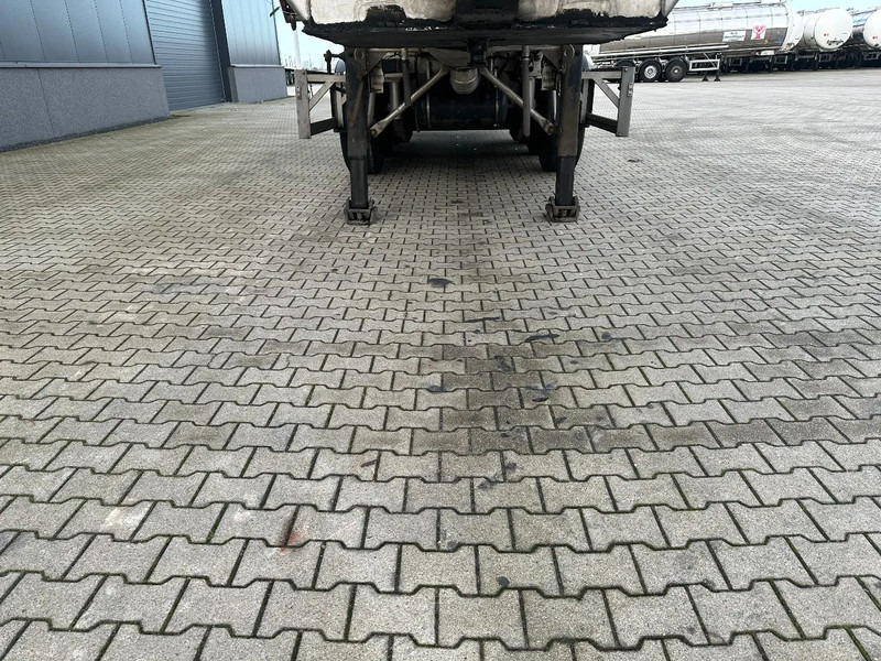 Полуприцеп-цистерна для транспортировки пищевых продуктов Feldbinder LEBENSMITTEL / LEVENSMIDDELEN FOOD / 33.500L / 3-COMP / PUMPE / INOX / NL-trailer / APK: 10-2026: фото 14 Полуприцеп-цистерна для транспортировки пищевых продуктов Feldbinder LEBENSMITTEL / LEVENSMIDDELEN FOOD / 33.500L / 3-COMP / PUMPE / INOX / NL-trailer / APK: 10-2026: фото 14