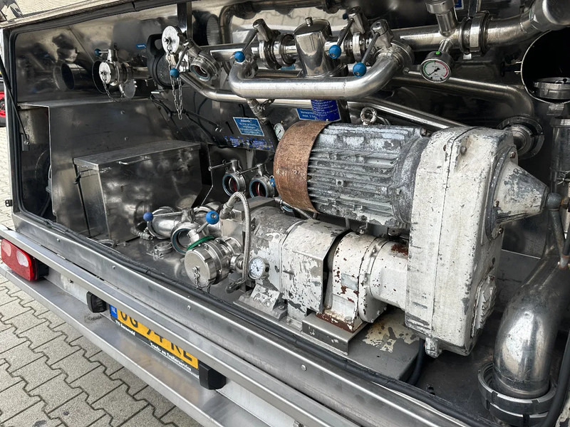 Feldbinder LEVENSMIDDELEN / FOOD / LEBENSMITTEL / 33.500L / 3-COMP / POMP / NL-trailer / APK: 09-2026, 10x beschikbaar - Полуприцеп-цистерна: фото 5 Feldbinder LEVENSMIDDELEN / FOOD / LEBENSMITTEL / 33.500L / 3-COMP / POMP / NL-trailer / APK: 09-2026, 10x beschikbaar - Полуприцеп-цистерна: фото 5