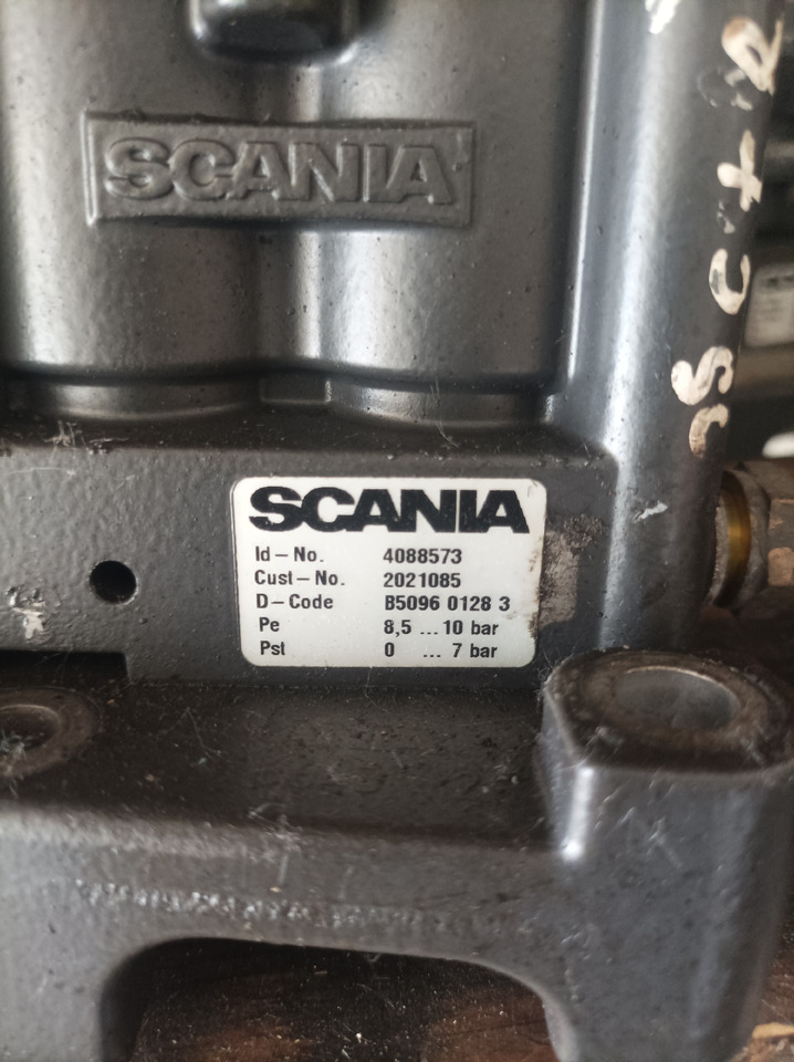 Scania Scania - Клапан: фото 1 Scania Scania - Клапан: фото 1