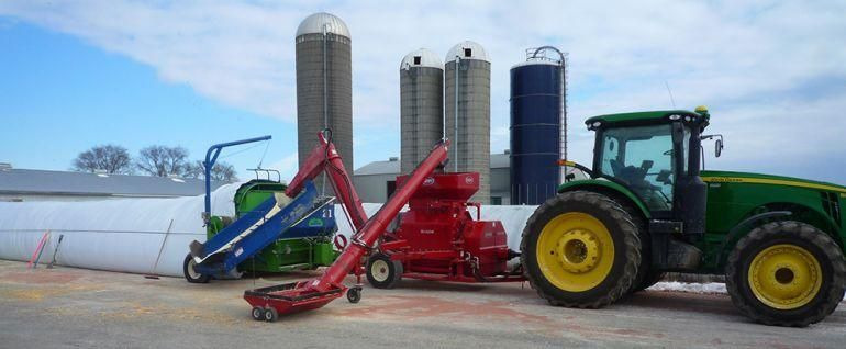 Renn RH-A 2248 - Кормораздатчик: фото 1 Renn RH-A 2248 - Кормораздатчик: фото 1